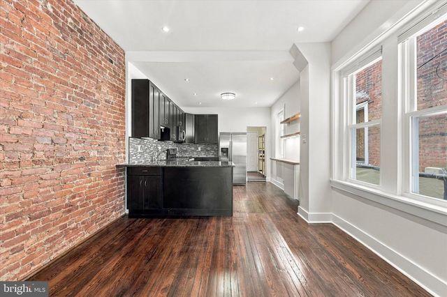 5225 LARCHWOOD AVE, Philadelphia, PA 19143
