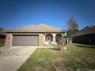 9255 Redwood Lake Blvd, Zachary, LA 70791