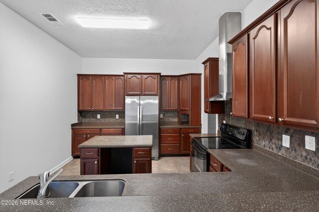 6602 SMITHFIELD PLANTATION Road, Jacksonville, FL 32218