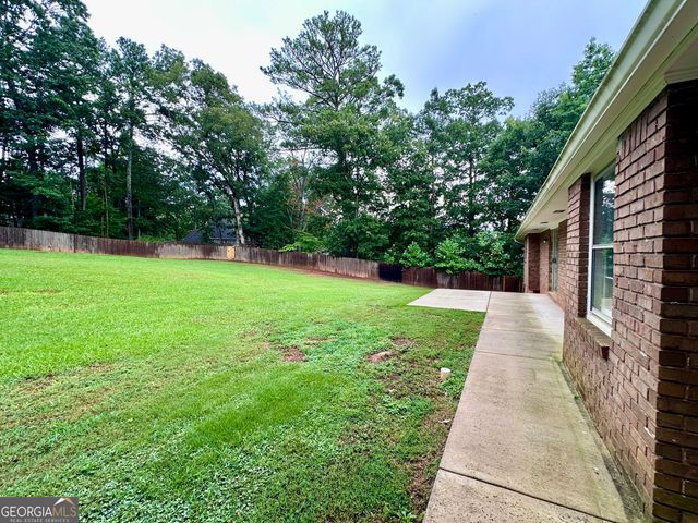 5506 Woodland Drive, Douglasville, GA 30135