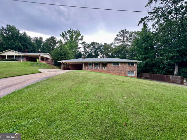 5506 Woodland Drive, Douglasville, GA 30135
