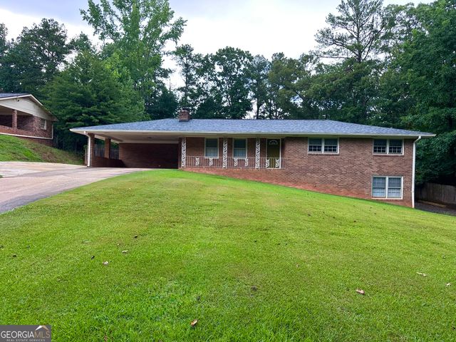 5506 Woodland Drive, Douglasville, GA 30135