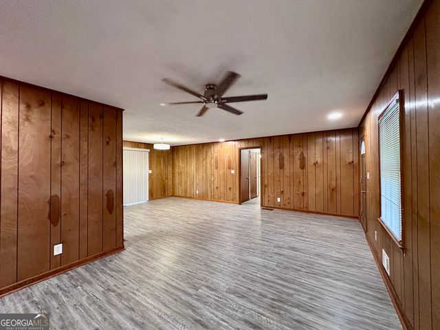 5506 Woodland Drive, Douglasville, GA 30135