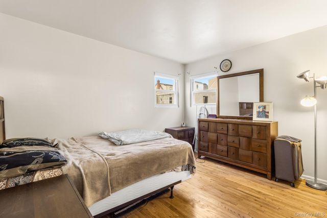 11916 204th Street, Saint Albans, NY 11412