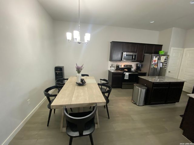 2237 AVERY VLG, New Braunfels, TX 78130