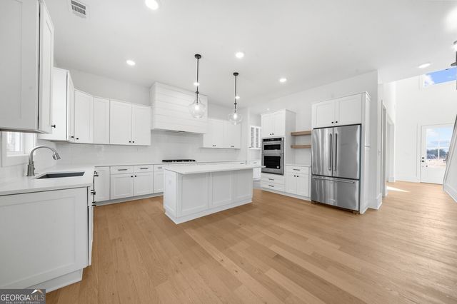 205 Carrington Point, Canton, GA 30115