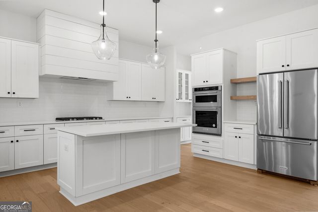 205 Carrington Point, Canton, GA 30115