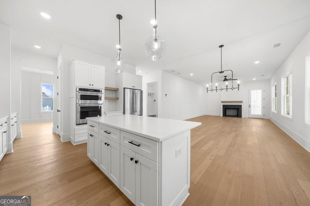 205 Carrington Point, Canton, GA 30115