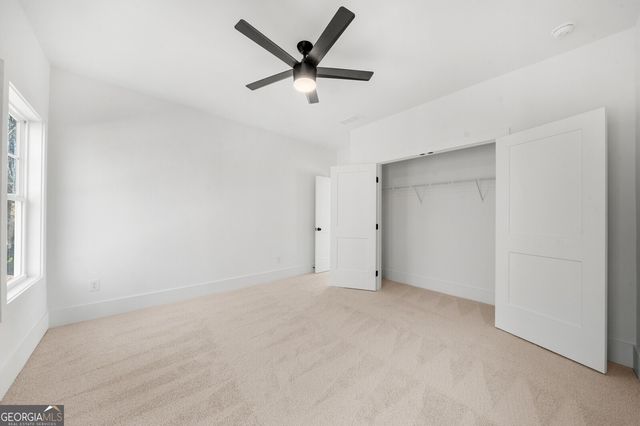 205 Carrington Point, Canton, GA 30115