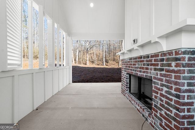 205 Carrington Point, Canton, GA 30115