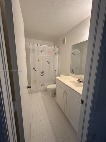 7125 NW 173rd Dr 2401, Hialeah, FL 33015