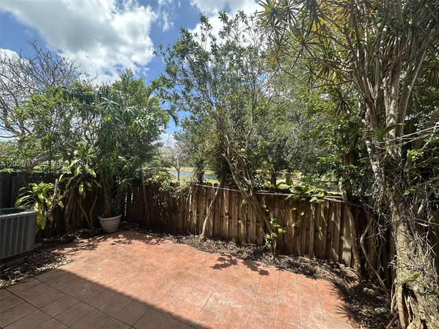 7125 NW 173rd Dr 2401, Hialeah, FL 33015