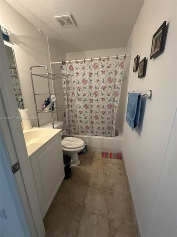 7125 NW 173rd Dr 2401, Hialeah, FL 33015