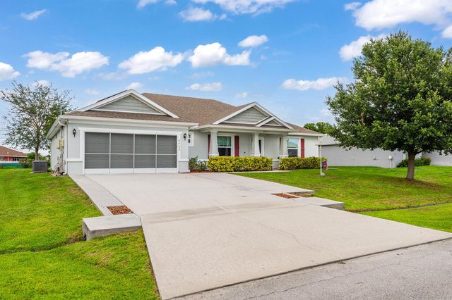 4562 SW Bradbury Street, Port St. Lucie, FL 34953