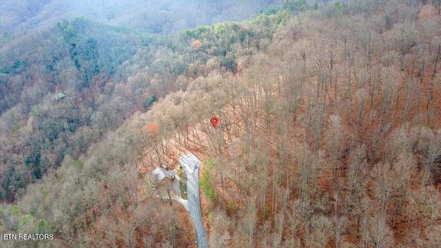 6 Deep Spring Lane, Sevierville, TN 37862