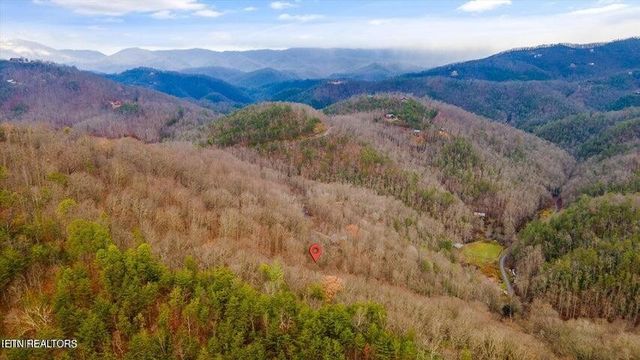 6 Deep Spring Lane, Sevierville, TN 37862