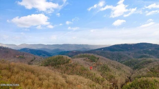 6 Deep Spring Lane, Sevierville, TN 37862