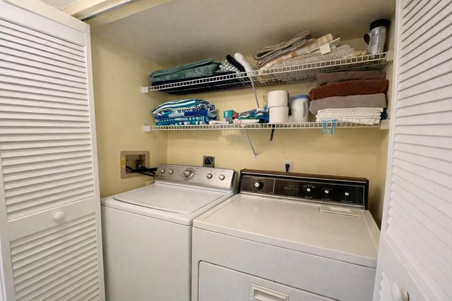 141 Waterside Drive 141, Hypoluxo, FL 33462