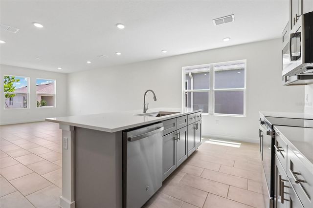 1357 JUNE LAKE LOOP, Haines City, FL 33844