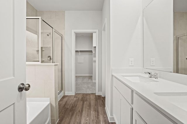 533 Shoreview Drive, Conroe, TX 77303