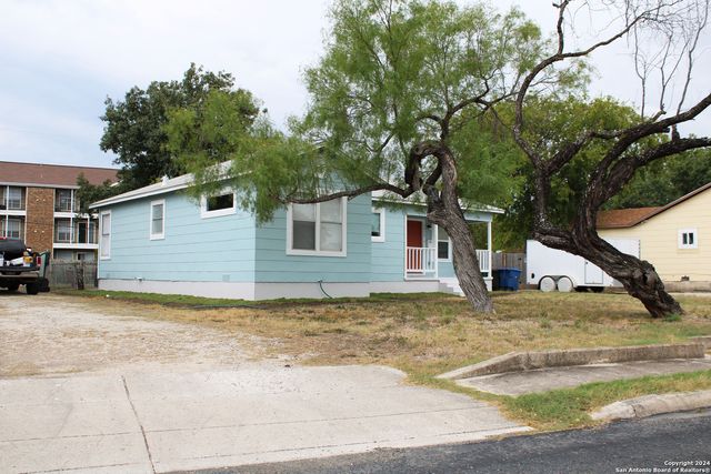 1475 CONTOUR DR, San Antonio, TX 78212