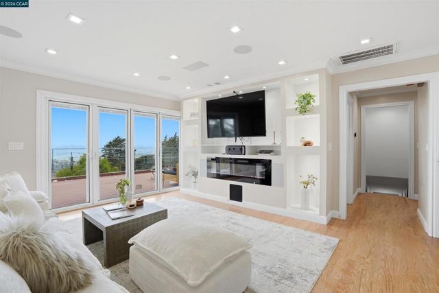 8640 Terrace, El Cerrito, CA 94530
