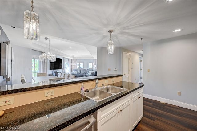 30 Strada Di Villaggio 250, Henderson, NV 89011