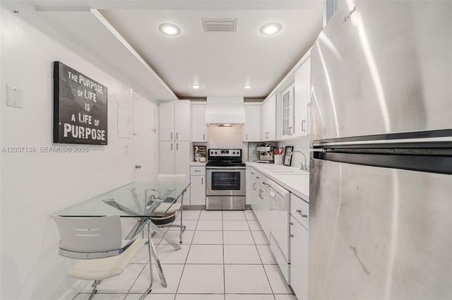 5001 Collins Ave 6E, Miami Beach, FL 33140