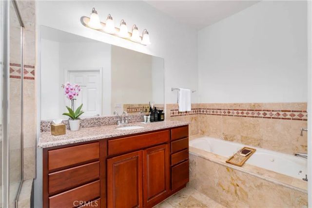 9301 Shirley Avenue 28, Northridge, CA 91324