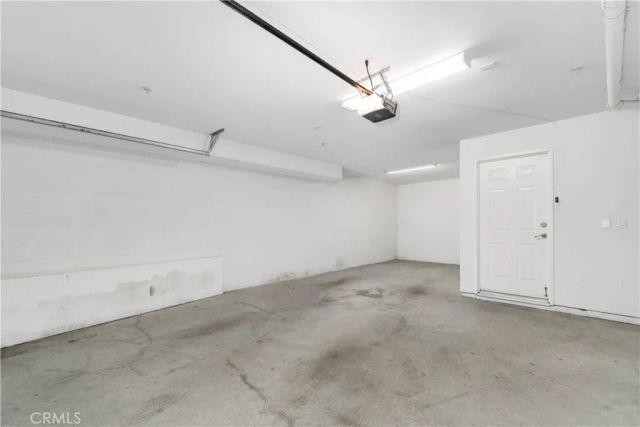 9301 Shirley Avenue 28, Northridge, CA 91324
