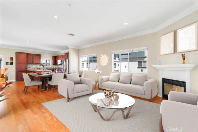 9301 Shirley Avenue 28, Northridge, CA 91324