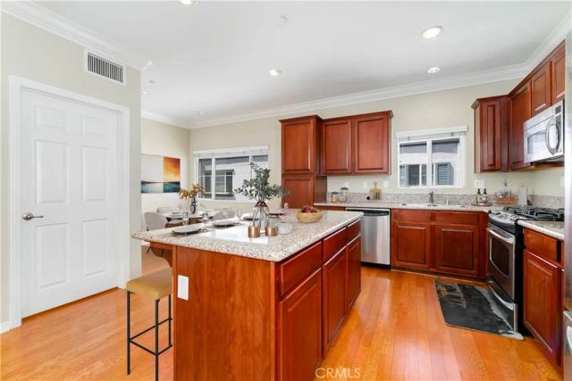 9301 Shirley Avenue 28, Northridge, CA 91324