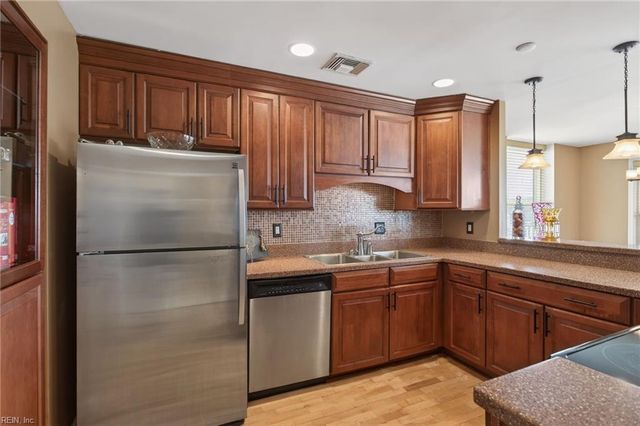 500 Winston Salem Ave Apt 103, Virginia Beach, VA 23451