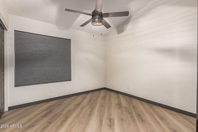 22 E CAROLINE Lane, Tempe, AZ 85284