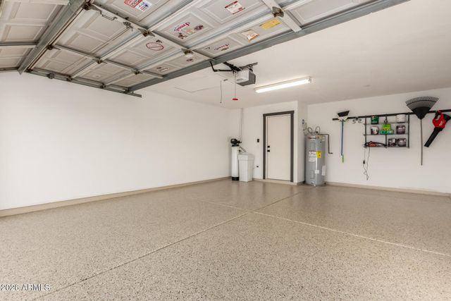 22 E CAROLINE Lane, Tempe, AZ 85284