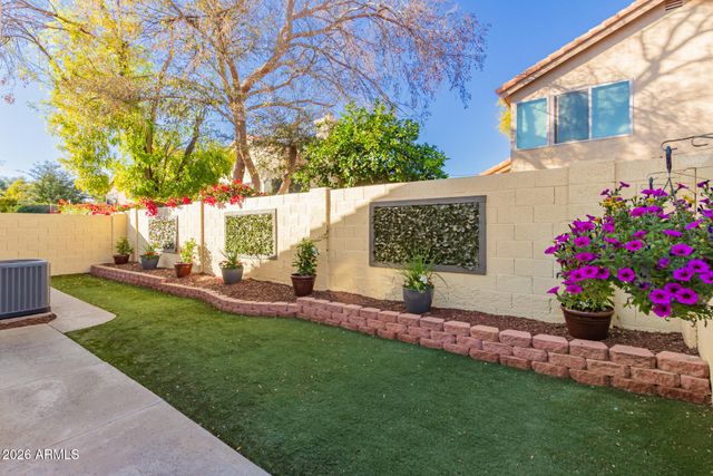 22 E CAROLINE Lane, Tempe, AZ 85284