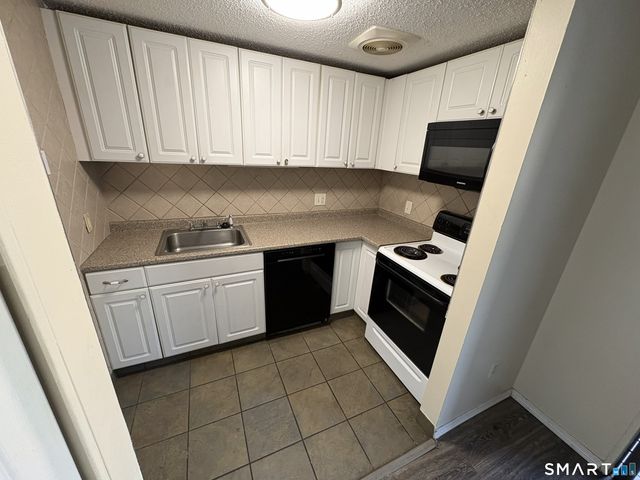 20 Burgundy Hill Lane 20, Middletown, CT 06457