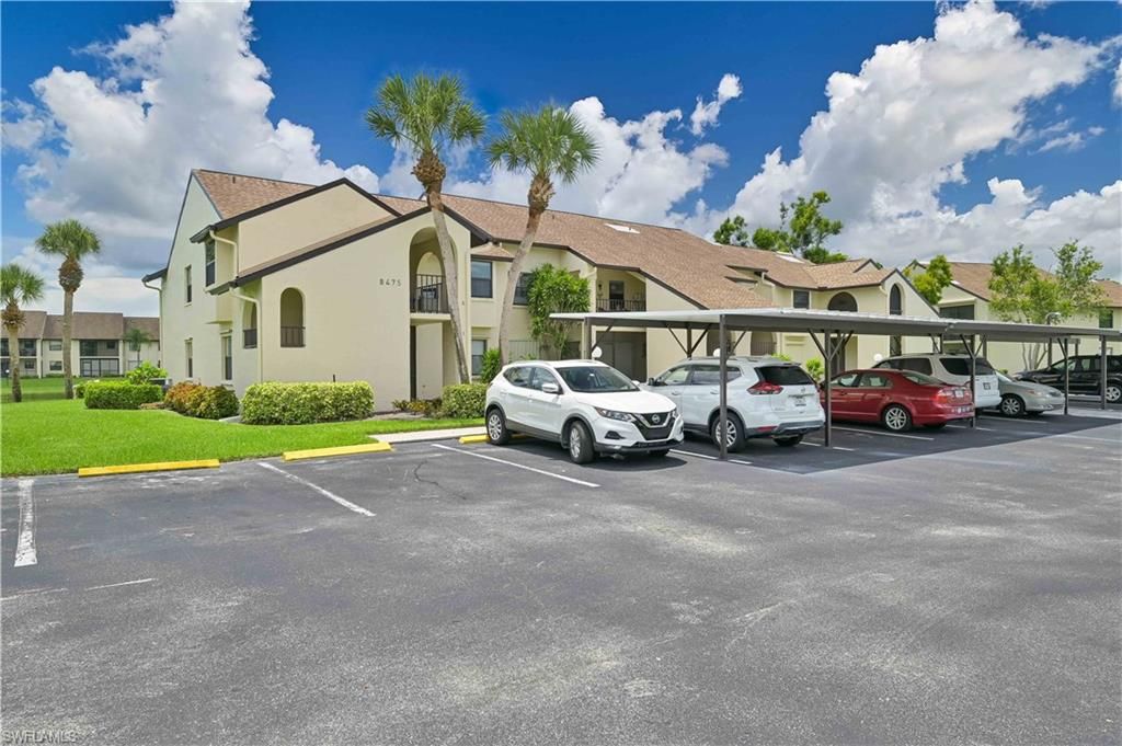 8475 Charter Club CIR # 5, Fort Myers, FL 33919