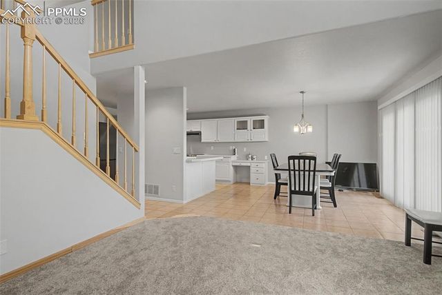 20 Luxury Lane, Colorado Springs, CO 80921