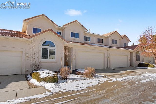 20 Luxury Lane, Colorado Springs, CO 80921