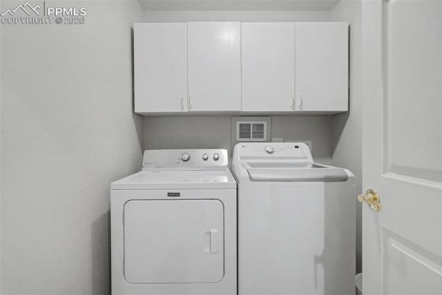 20 Luxury Lane, Colorado Springs, CO 80921