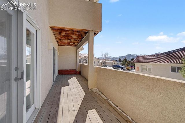 20 Luxury Lane, Colorado Springs, CO 80921