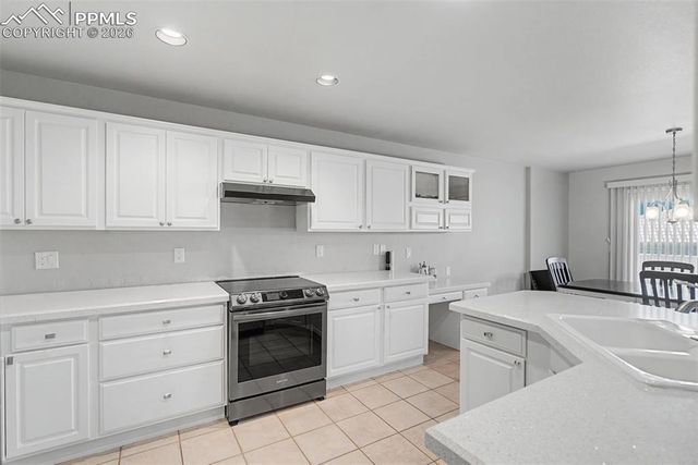 20 Luxury Lane, Colorado Springs, CO 80921