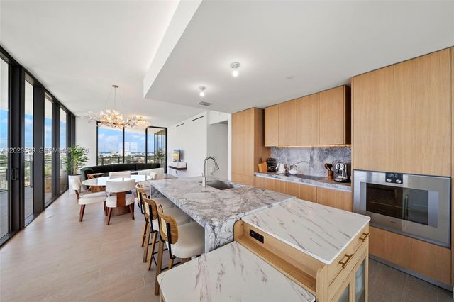 500 Alton 1205, Miami Beach, FL 33139
