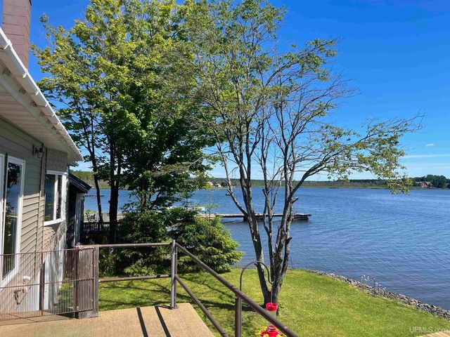 52170 Canal Road, Houghton, MI 49931