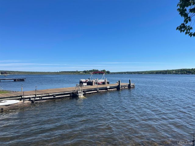52170 Canal Road, Houghton, MI 49931