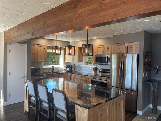 52170 Canal Road, Houghton, MI 49931