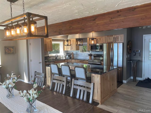 52170 Canal Road, Houghton, MI 49931