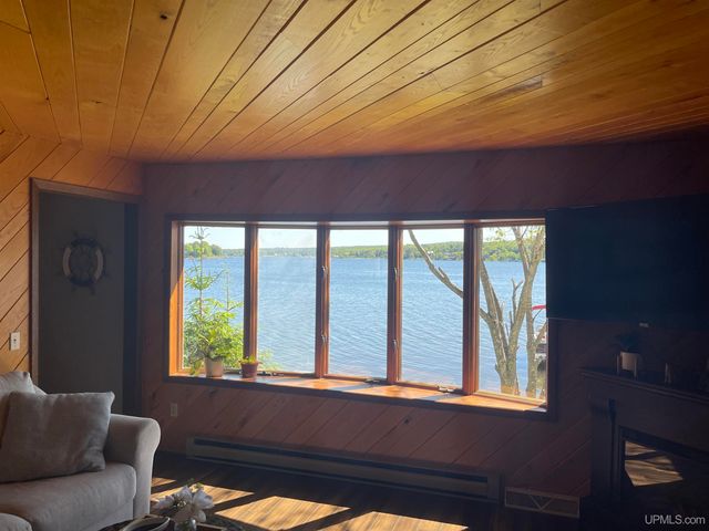 52170 Canal Road, Houghton, MI 49931