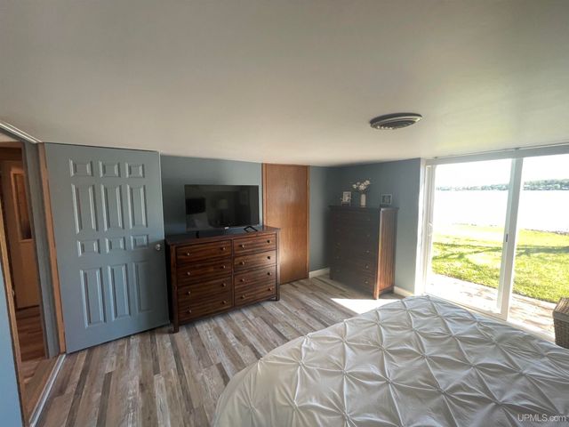 52170 Canal Road, Houghton, MI 49931